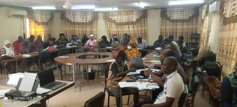 Kénédougou/Extension de la protection sociale : La CNAMU échange avec les agents de santé à Orodara