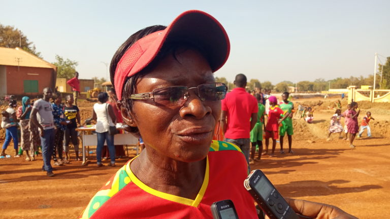 Trophée « Femme et sport 2017 » pour l’Afrique : Kadidjatou Yaogo, championne de la course de fond au Centre-sud