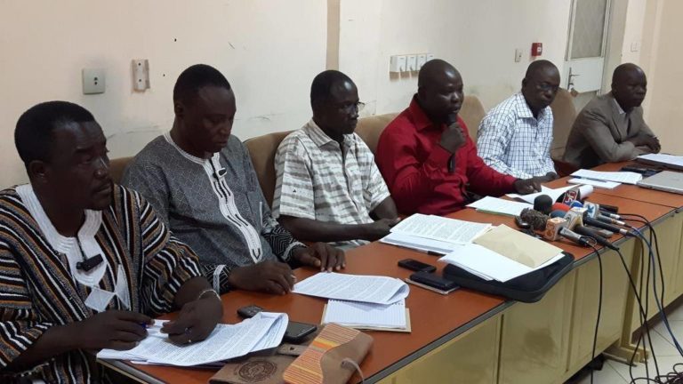 Education : les syndicats appellent à suspendre les évaluations dans les établissements scolaires