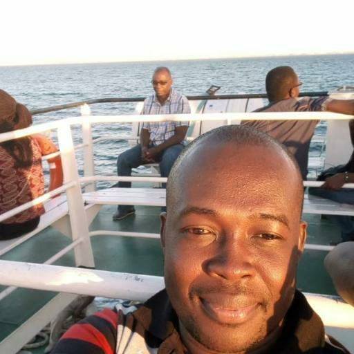 Aziz Nabaloum de Sidwaya remporte le Grand prix du partenariat de Ouagadougou sur la planification familiale