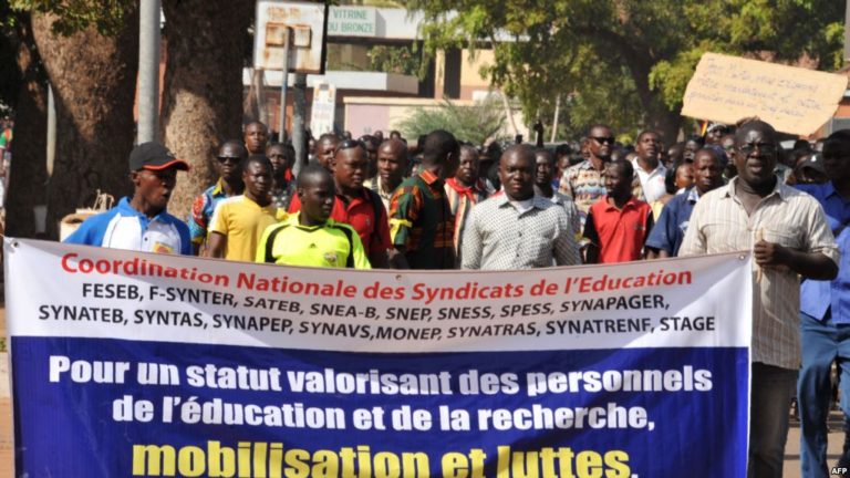 Burkina: La Coordination des syndicats de l’éducation suspend le traitement des dossiers d’examen