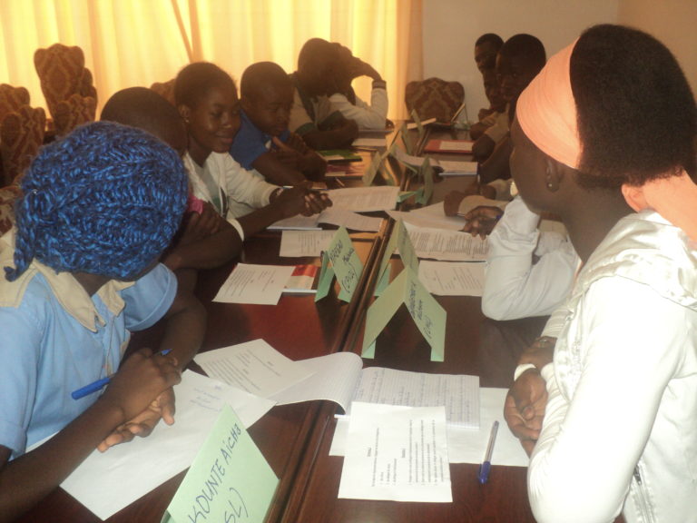 Promotion des droits humains : les délégués des établissements d’enseignement post-primaire et secondaire de Léo à l’école du civisme.