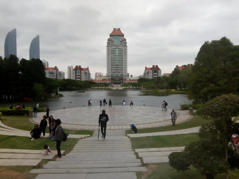 L’université ‘’la plus romantique’’ de Chine charme les touristes