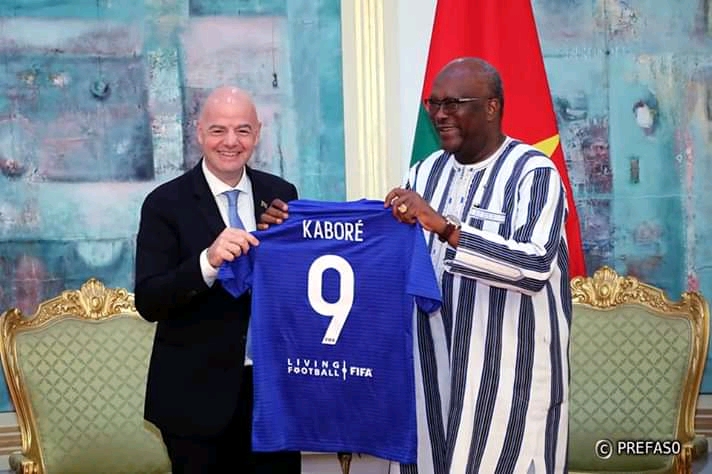 Développement du football : La FIFA salue «la très claire vision» du président Kaboré