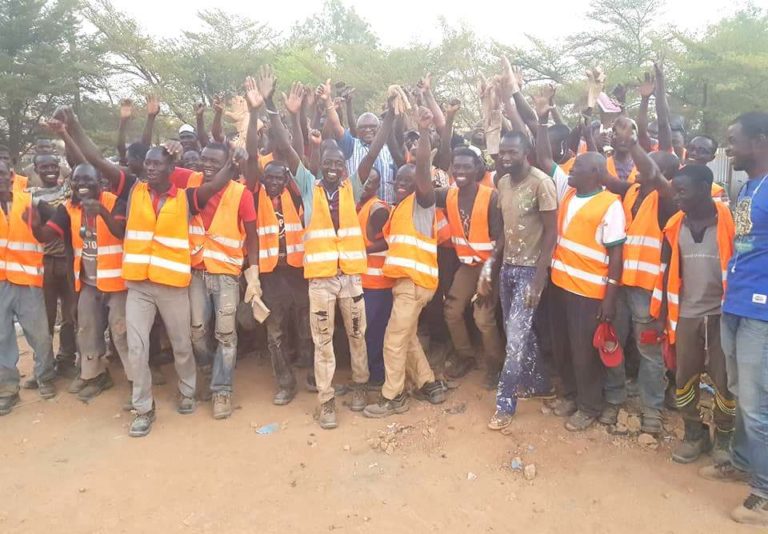 Burkina: 10.225 jeunes et femmes à recruter en 2019 pour des mesures sociales (Conseil des ministres)