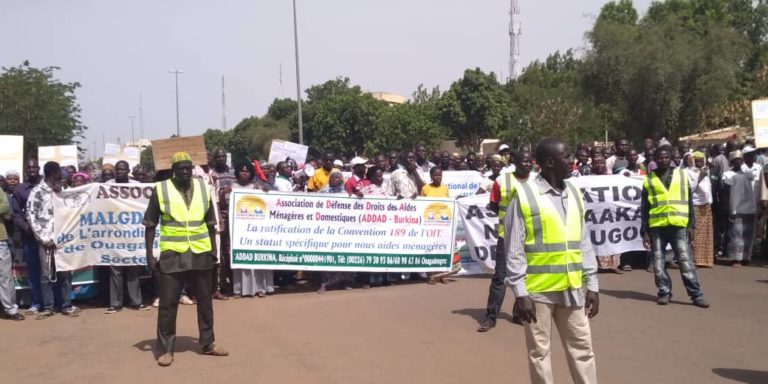 Burkina : «L’heure est grave en matière de logement !», clament des manifestants
