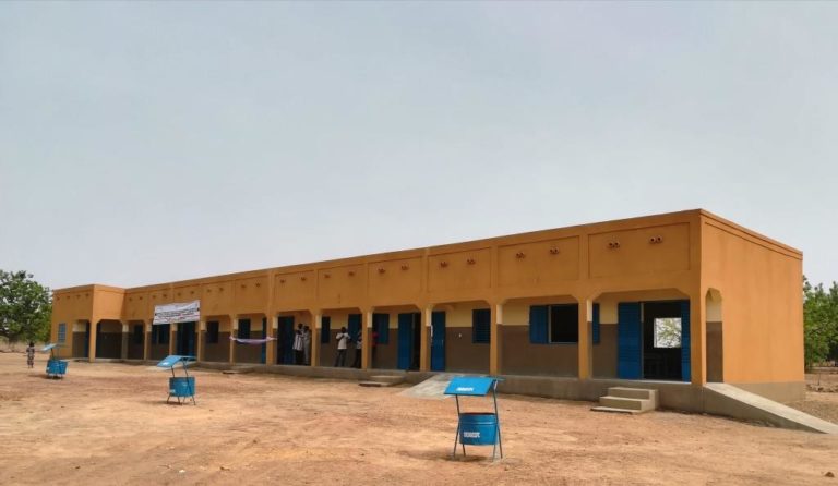 Ganzourgou : Inauguration   village de Kanré a son CEG