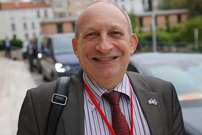 Luc Hallade