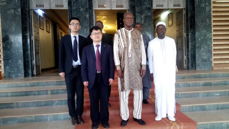 «On espère bien créer un environnement favorable pour attirer plus d’investisseurs chinois au Burkina» (Ambassadeur)