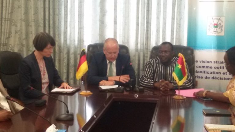 Eau, Energie et Economie : L’Allemagne soutient le Burkina Faso avec 26 milliard de FCFA