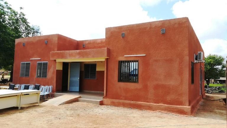 Ganzourgou : La société minière SOMISA.SA réhabilite et équipe la préfecture de Boudry