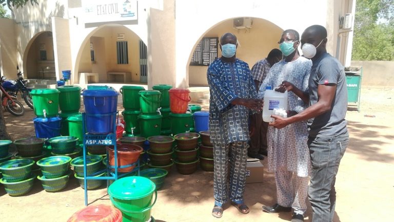 Lutte contre le COVID-19: Trois associations soutiennent les leaders communautaires de Zorgho