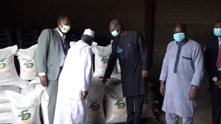 Burkina : la CEEDAO et l’Union européenne offrent 954 tonnes de riz aux ménages vulnérables
