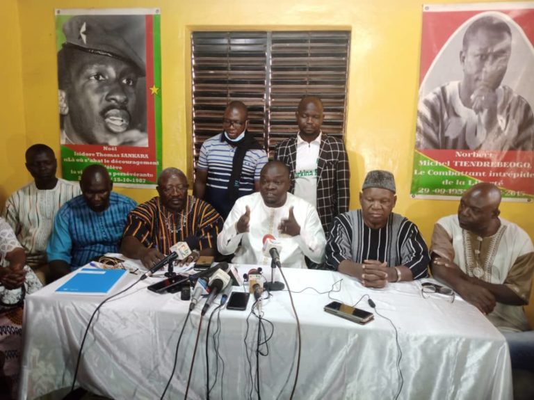 Burkina/Coup d&rsquo;Etat: Des partis de l’ex-majorité appellent à un retour à l’ordre constitutionnel normal