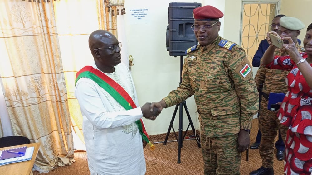 Burkina : Les conseils régionaux ont été dissous, pas leurs missions, Resp
