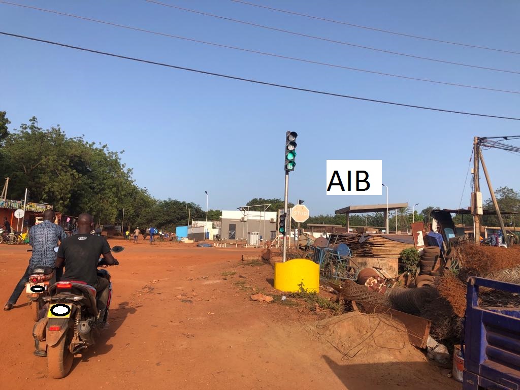 Burkina : la ville de Dano inaugure ses premiers feux tricolores