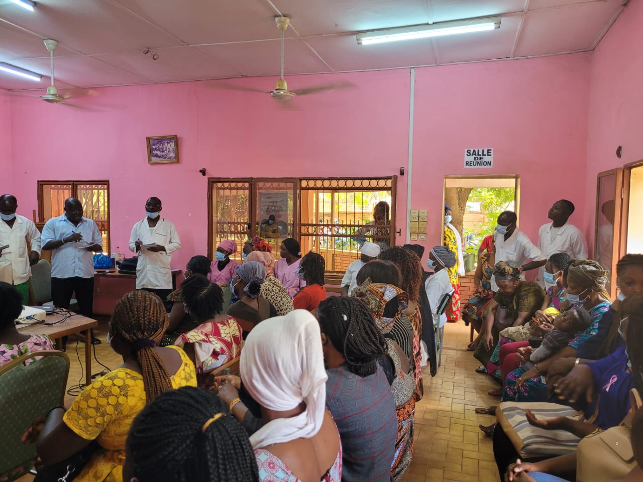 Burkina : 87 femmes dépistées gratuitement contre les cancers féminins à Ouagadougou
