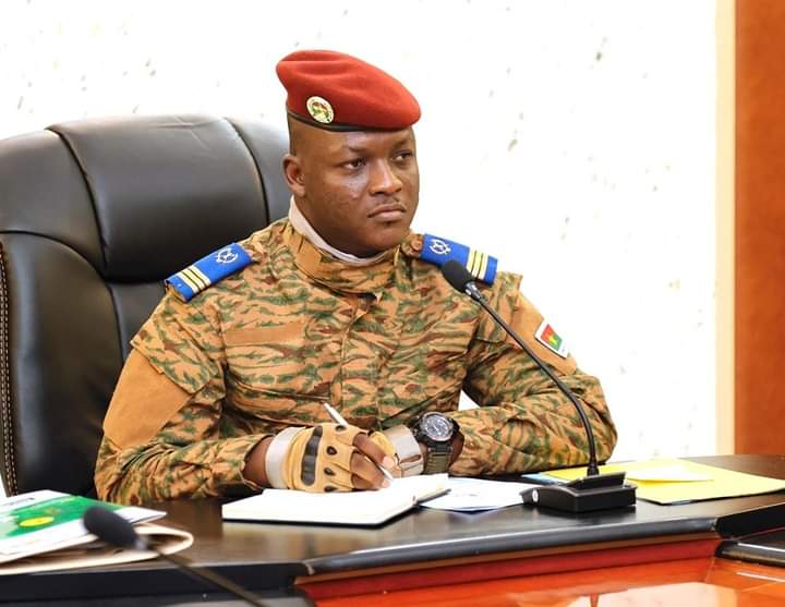 Situation nationale : le chef de l’Etat échange avec les fonctionnaires internationaux 