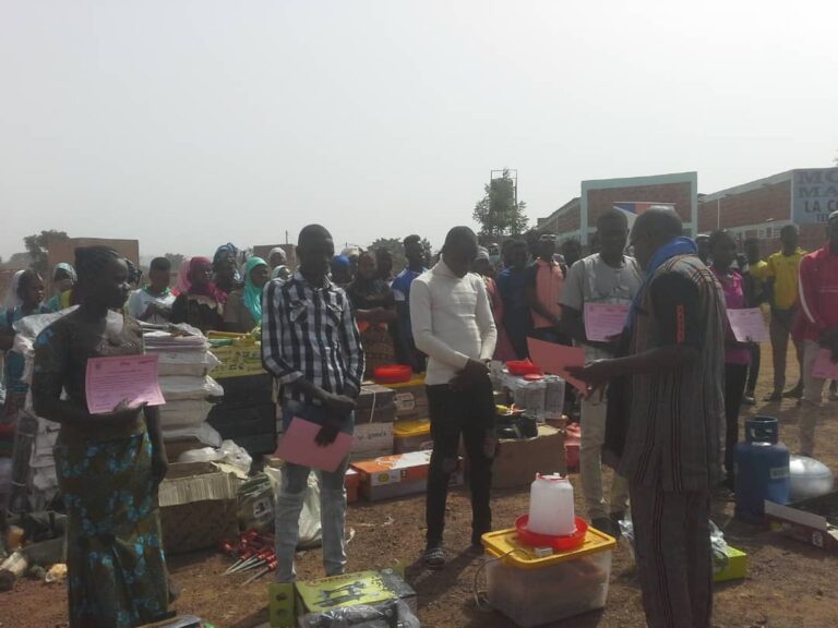 Balé : 60 jeunes formés reçoivent des kits d&rsquo;installation
