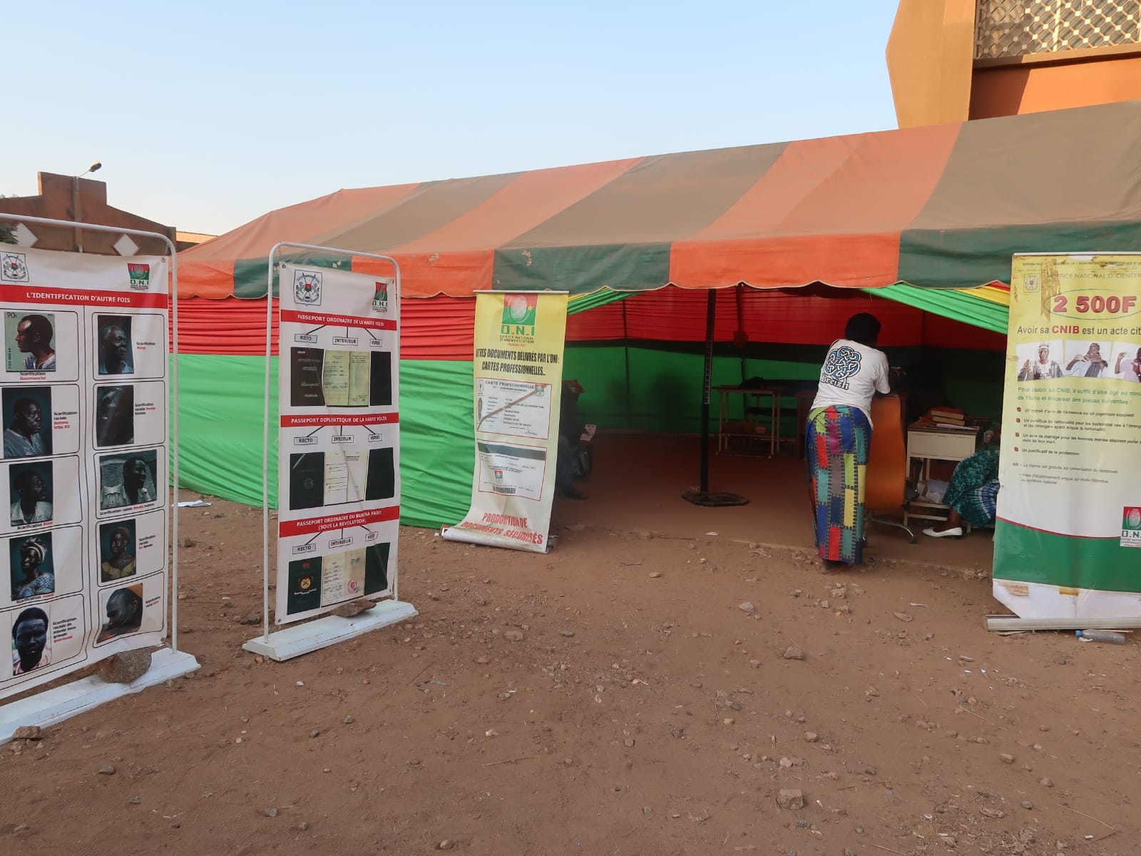 Burkina : La carte d’identité délivrée en 48h sur le site du SIAO