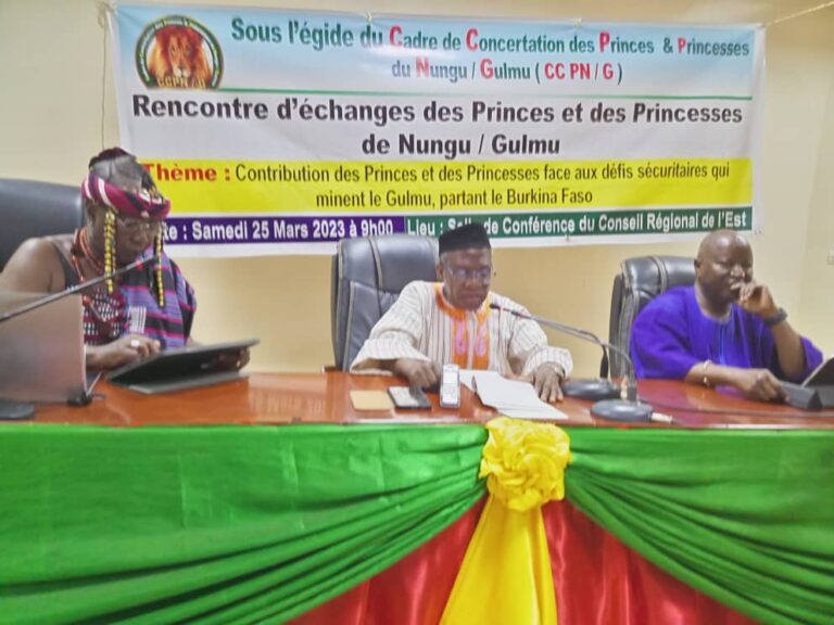 Gourma : Les princesses et les princes du Nungu cherchent des solutions endogènes à la crise sécuritaire.