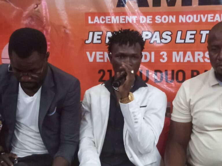 Burkina : un artiste lance un single pour encourager les artisans miniers