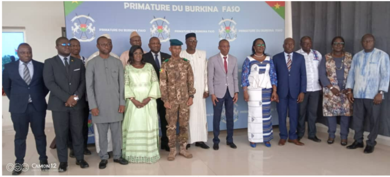 Le Burkina Faso et le Mali doivent travailler ensemble pour circonscrire le terrorisme, responsable