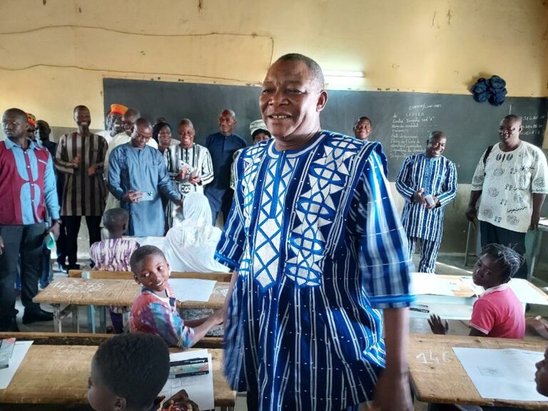 Burkina : Le ministre de  l’Education salue les sacrifices consentis pour l’organisation du CEP