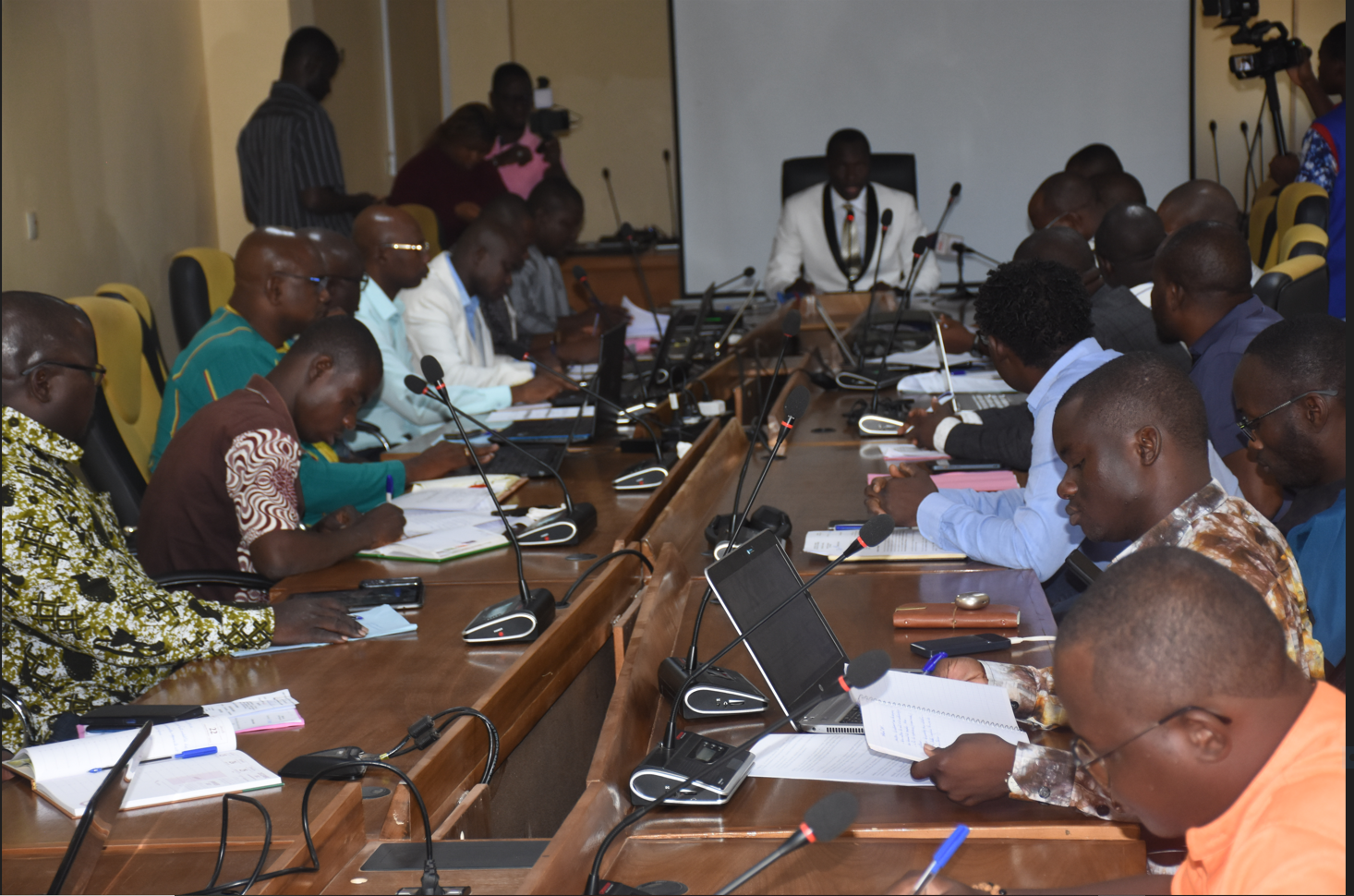 Burkina : Un décret en élaboration pour assainir le marché des énergies renouvelables et électriques