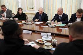 Ukraine: la Russie envisage de quitter l&rsquo;accord céréalier, dit Poutine