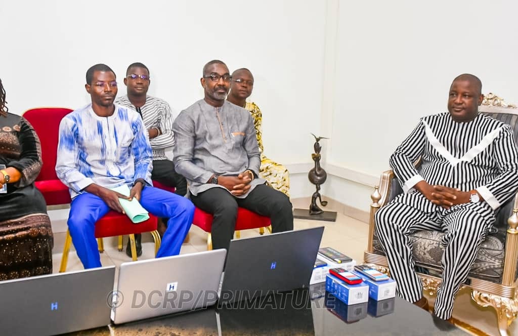 Promotion des initiatives locales : Le Premier ministre encourage l’entreprise Horizon Industries SA