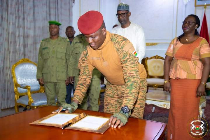 AES: an effective instrument in the fight against terrorism, President Traoré |  AIB