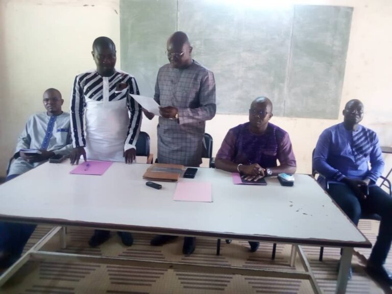 Sissili : Le nouveau médecin chef du district sanitaire de Léo, Dr Aboubacary Abdou installé 