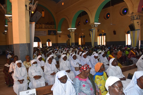 Cardinal Philippe Ouédraogo : La communauté catholique du Burkina souhaite une retraite paisible à son  »guide exemplaire »