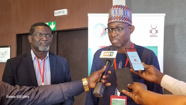 Atelier régional de formation des Points focaux des États membres à l’utilisation des outils de suivi-évaluation du Projet Régional d’Accès à l’Électricité Hors-Réseau (ROGEAP).