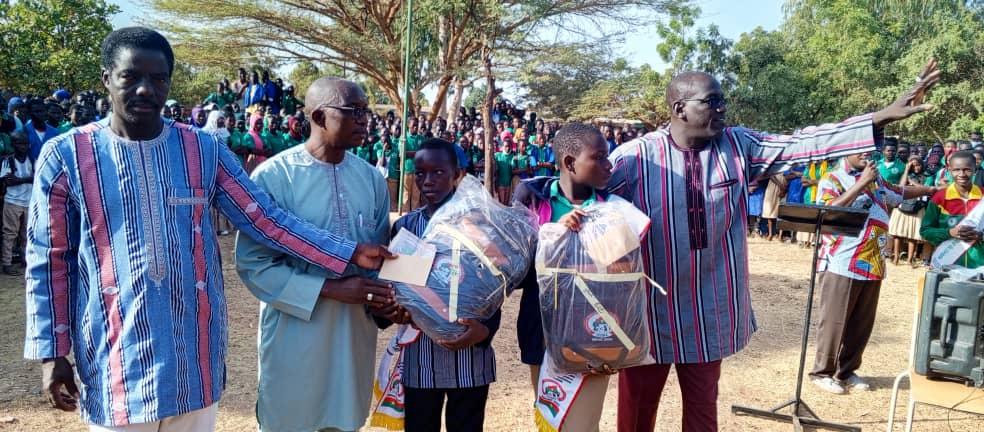 Burkina/Gourma : hommages rendus aux lauréats de la 20ème édition  de la semaine nationale de la citoyenneté