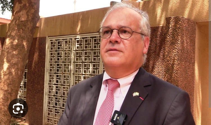 Blocage sur la parution d&rsquo;un récit de l&rsquo;ex-ambassadeur de France au Niger