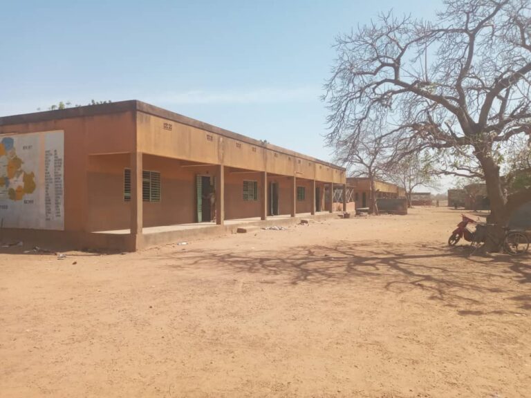 Lycée provincial Boulsa : Des élèves observent 72h de grève pour contester l’irrégularité d’un professeur 