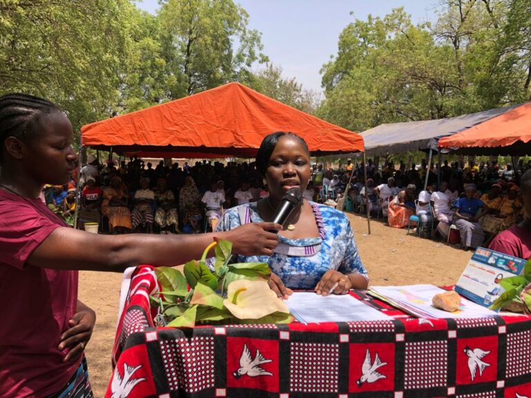 Ioba/Célébration provinciale du 8 mars 2024 : Le PDS remet 20 vélos à des enfants vulnérables des lycées et collèges de la commune de Oronkua 