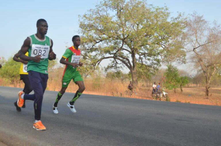 Balé : Les athlètes de Ouagadougou s’emparent des premiers prix au Semi-Marathon de Boromo