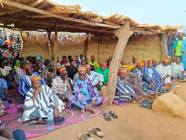Kourittenga : 18 nouveaux chefs coutumiers couronnés