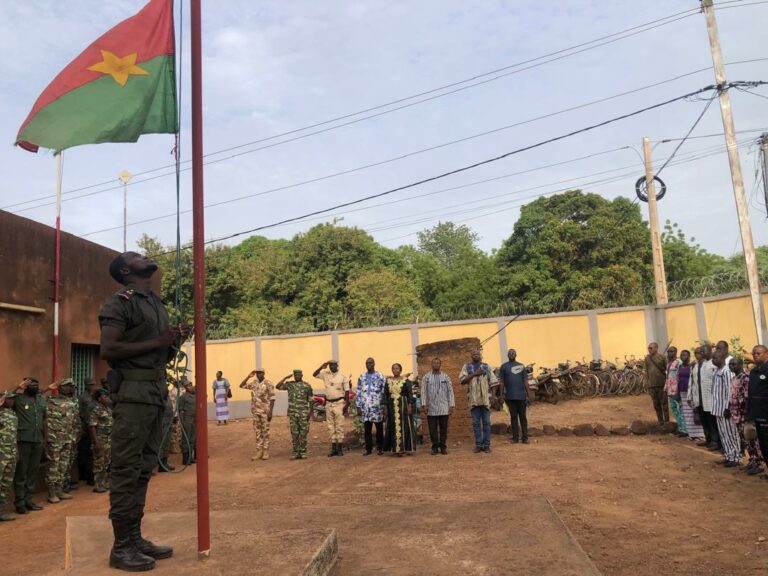 Ioba : La haut-commissaire encourage le rapprochement entre les FDS et la population 