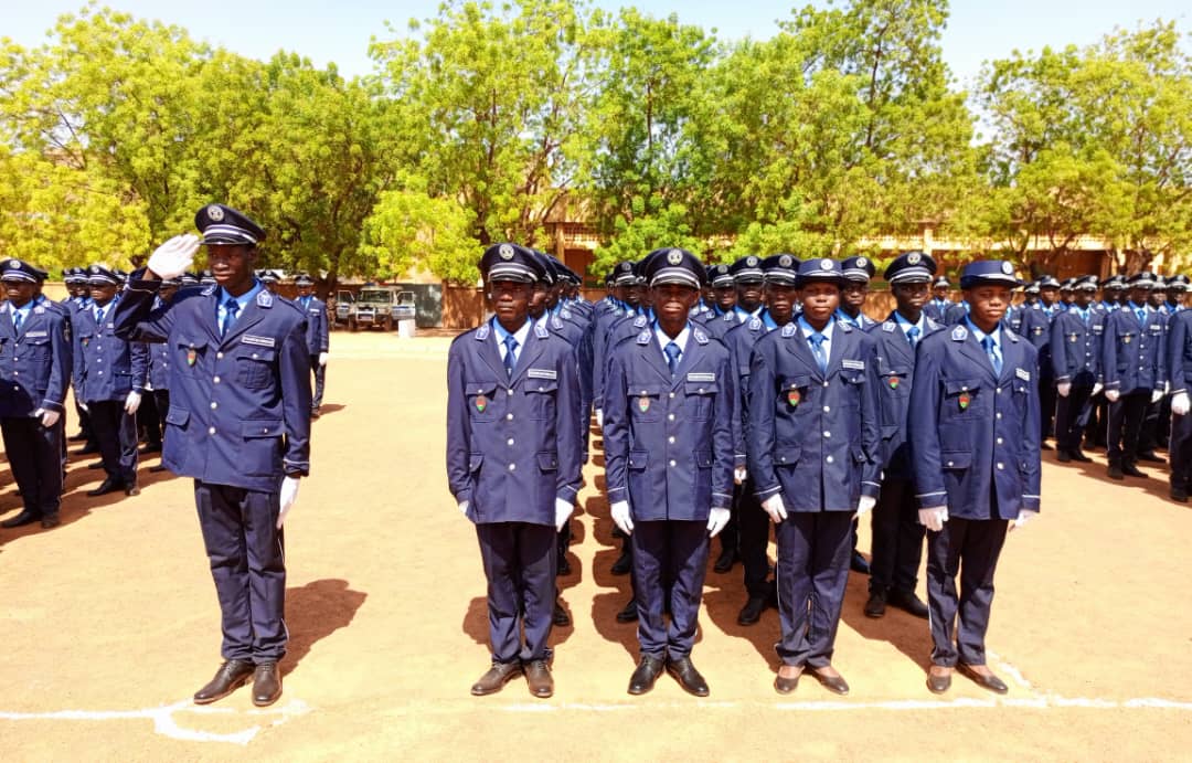 Burkina : 777 policiers viennent en renfort dans la lutte contre l’insécurité