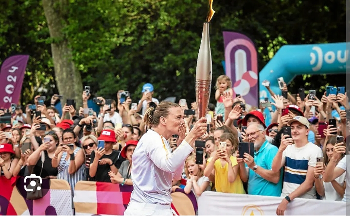 JO en France: des malades mentaux privés de sortie au passage de la flamme olympique