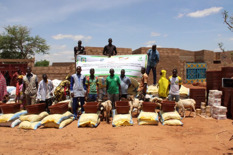 Burkina Faso : Une association dote plus de 300 animaux à des ménages vulnérables