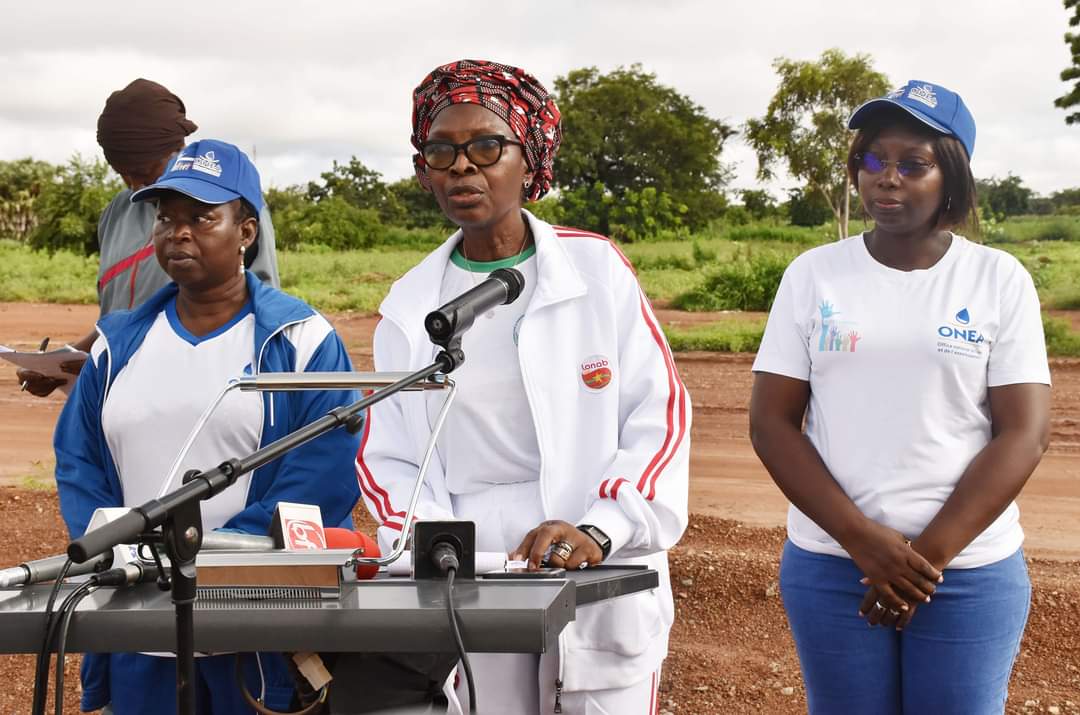 Burkina Comme la tête et le cou, l’homme et la femme doivent s’unir