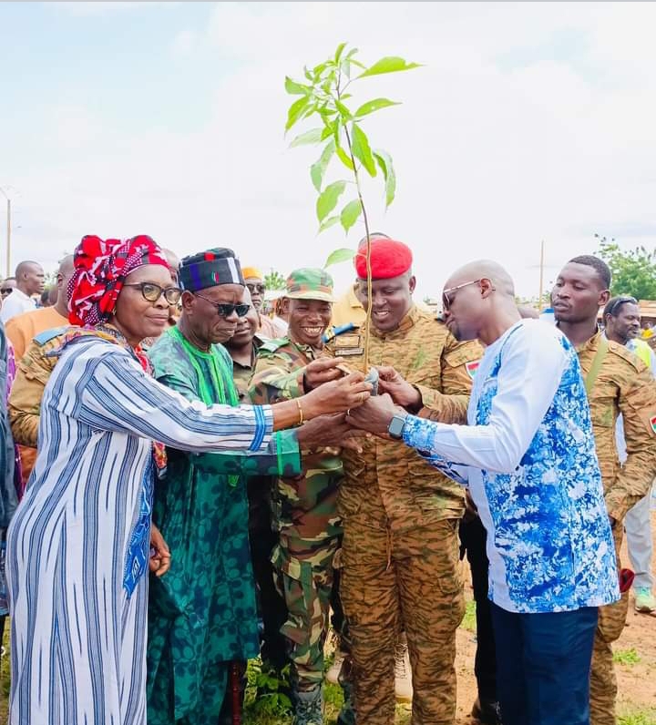 Yatenga : Le Camp Zondoma de Ouahigouya reverdi avec plus de 300 plants.