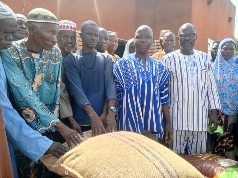 Près de 3000 ménages PDI et populations hôtes bénéficieront de 120 tonnes de vivres