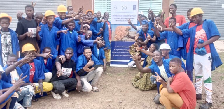 Stabilisation des communautés dans le Liptako-Gourma : 300 jeunes de Seytenga formés et équipés