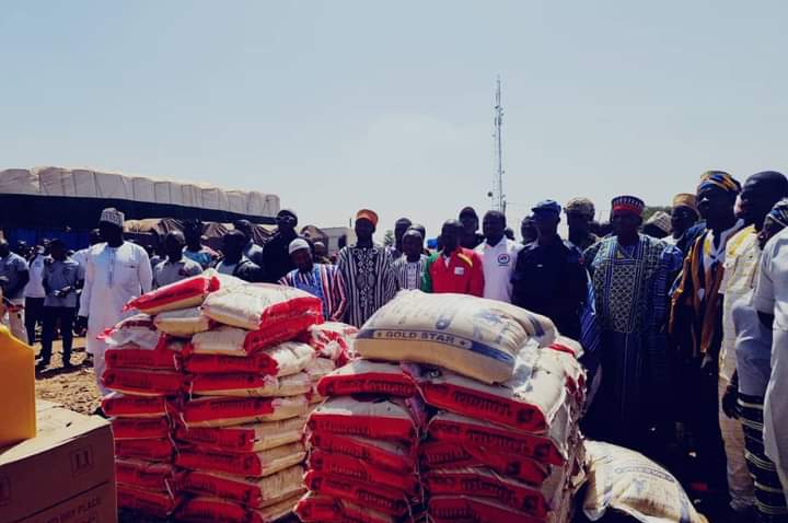 Boulgou : La CCAVC de Bittou remet du matériel et des vivres d’une valeur de 3 243 000 FCFA aux forces combattantes